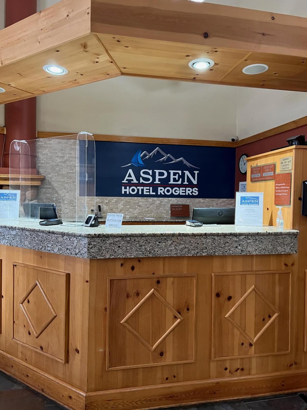 Aspen Hotel Rogers Formerly Americ Inn Exterior photo